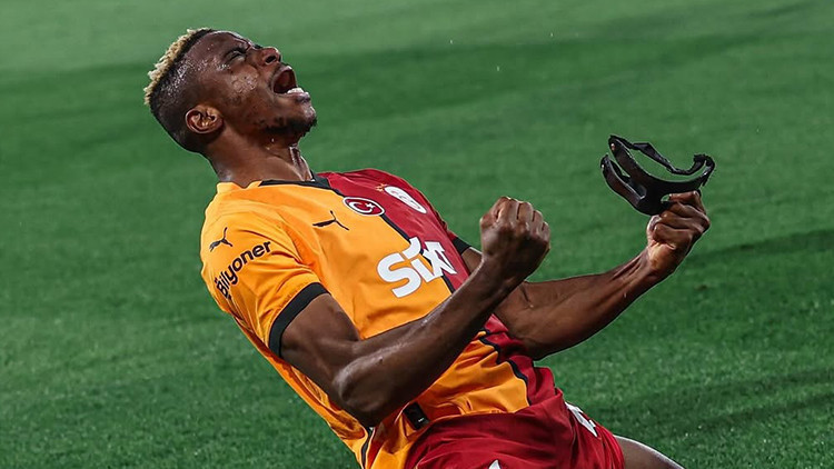 ​TÜRK SPORUNUN EN İYİLERİ TAÇLANDI: YILIN FUTBOLCUSU VICTOR OSIMHEN