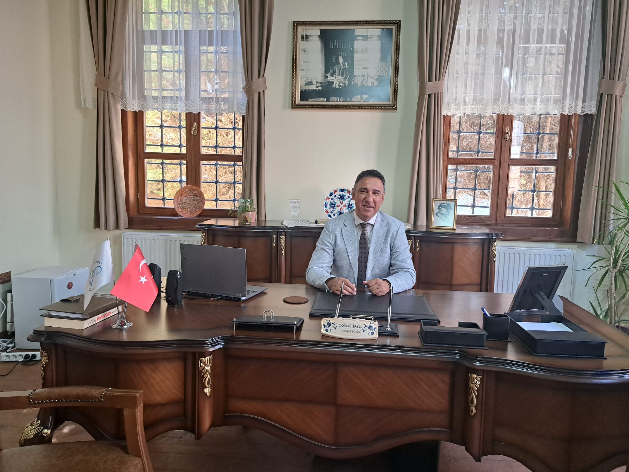 Kuşadası Halk Eğitim Merkezi: Tarihin Işığında Geleceğe Adım Atan Bir Eğitim Kurumu