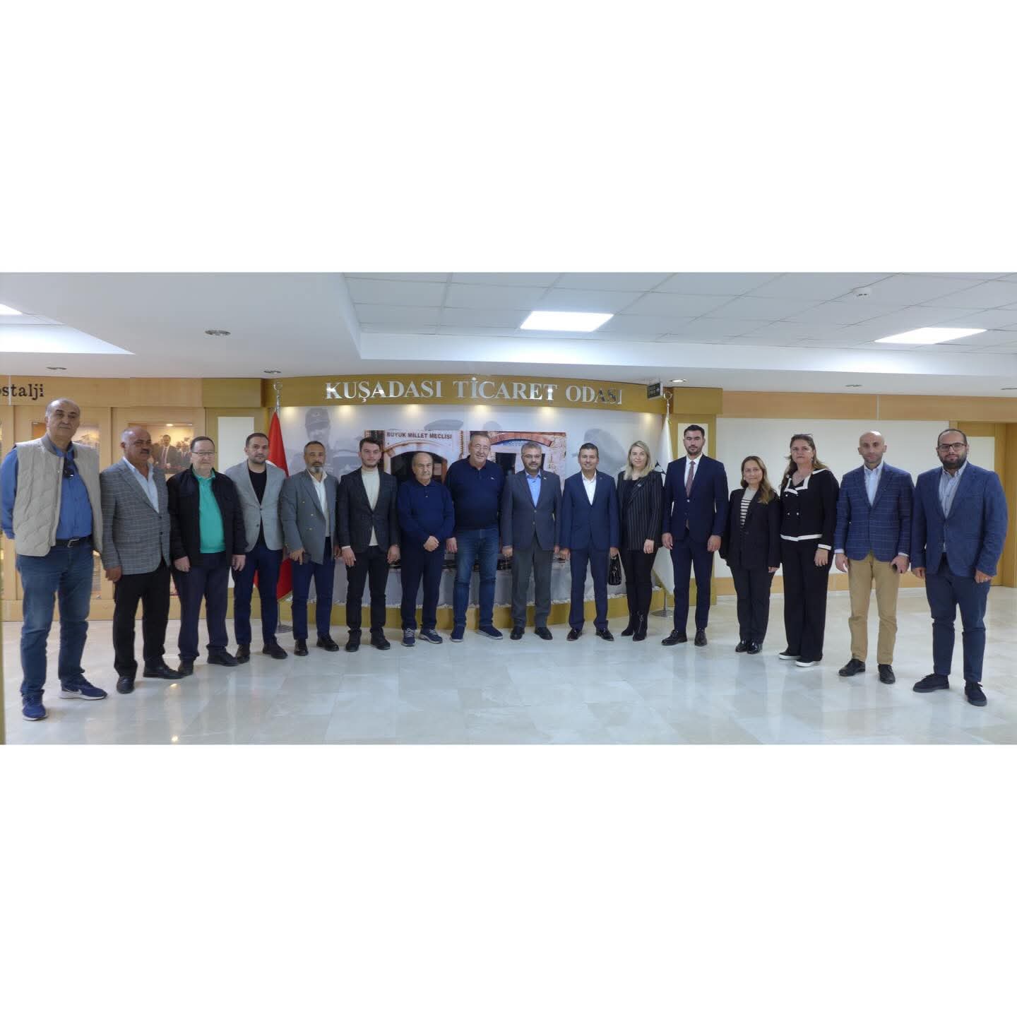 AK Parti Milletvekili Ömer Özmen’den Kuşadası Ticaret Odası’na Ziyaret