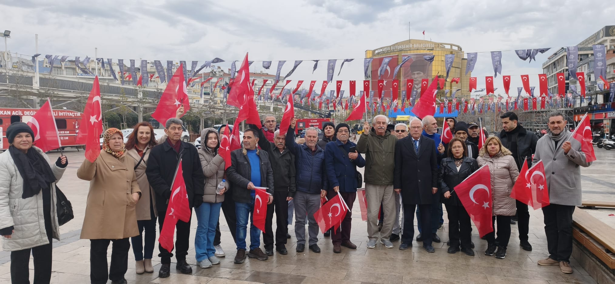 Türk Bayrağına Yapılan Saldırıya İYİ Parti’den Sert Tepki