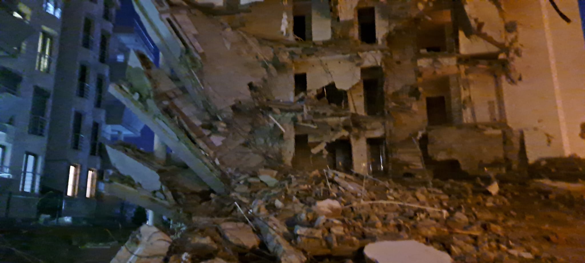 Tapusuz 80 Konut, 4 Tapu ve Önlemsiz Yıkım: Pera Konakları’nda Korku ve Belirsizlik