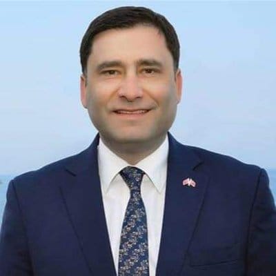 ​MHP KUŞADASI'NDA FLAŞ GELİŞME: MURAT İNAN GÖREVİ BIRAKTI!