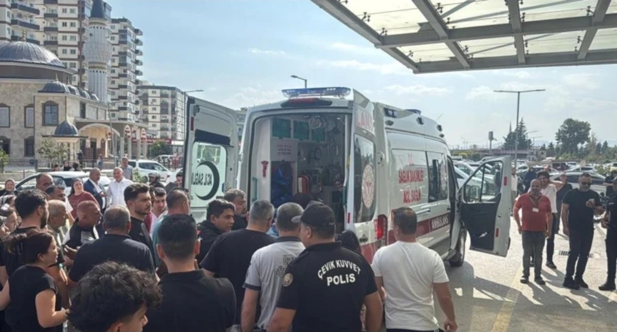 Mersin’de Dehşet! Silahlı Saldırgan Önüne Gelene Ateş Açtı: 4 Ölü, 8 Yaralı