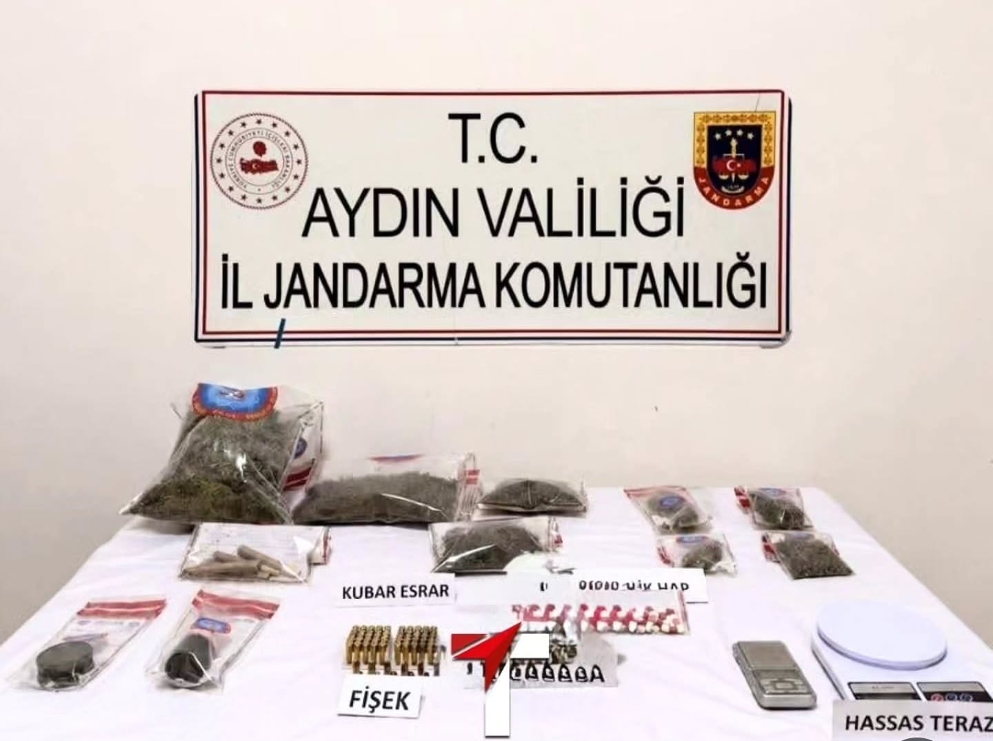 SÖKE’DE NARKOTİK OPERASYONU: UYUŞTURUCU VE SİLAH ELE GEÇİRİLDİ
