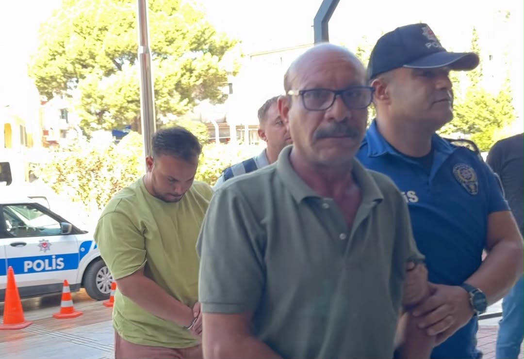 Aydın'da uzman jandarma ve babası, kafe çalışanının başına silah dayadı!