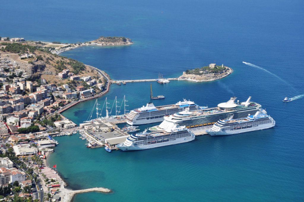 Kuşadası Ege Port Limanı Rekora Doymuyor!