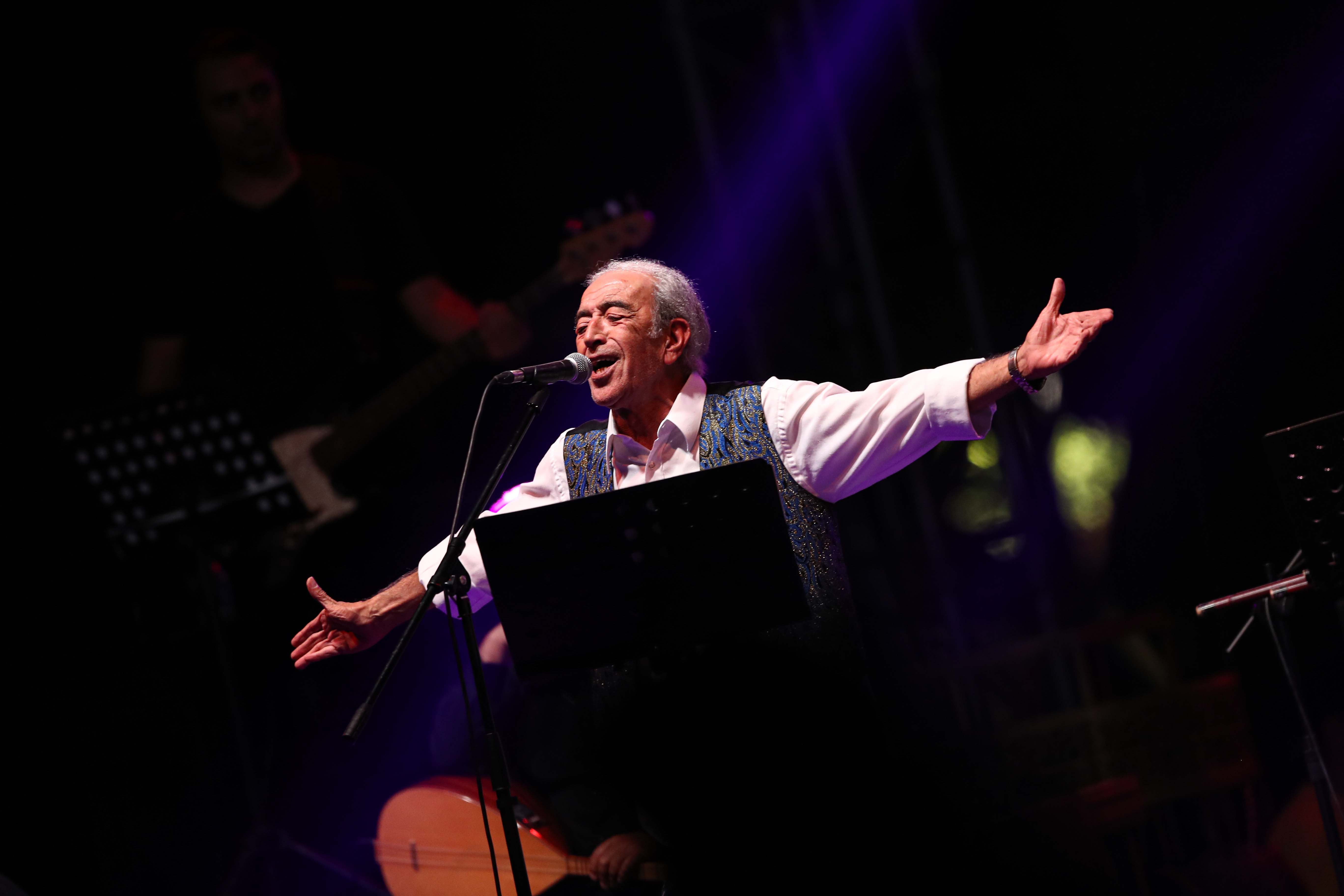 Edip Akbayram'dan Üzücü Haber: Yoğun Bakımda!