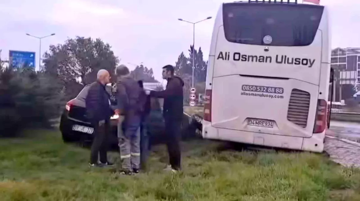 Söke'de Yağmurlu Hava Trafik Kazasına Neden Oldu