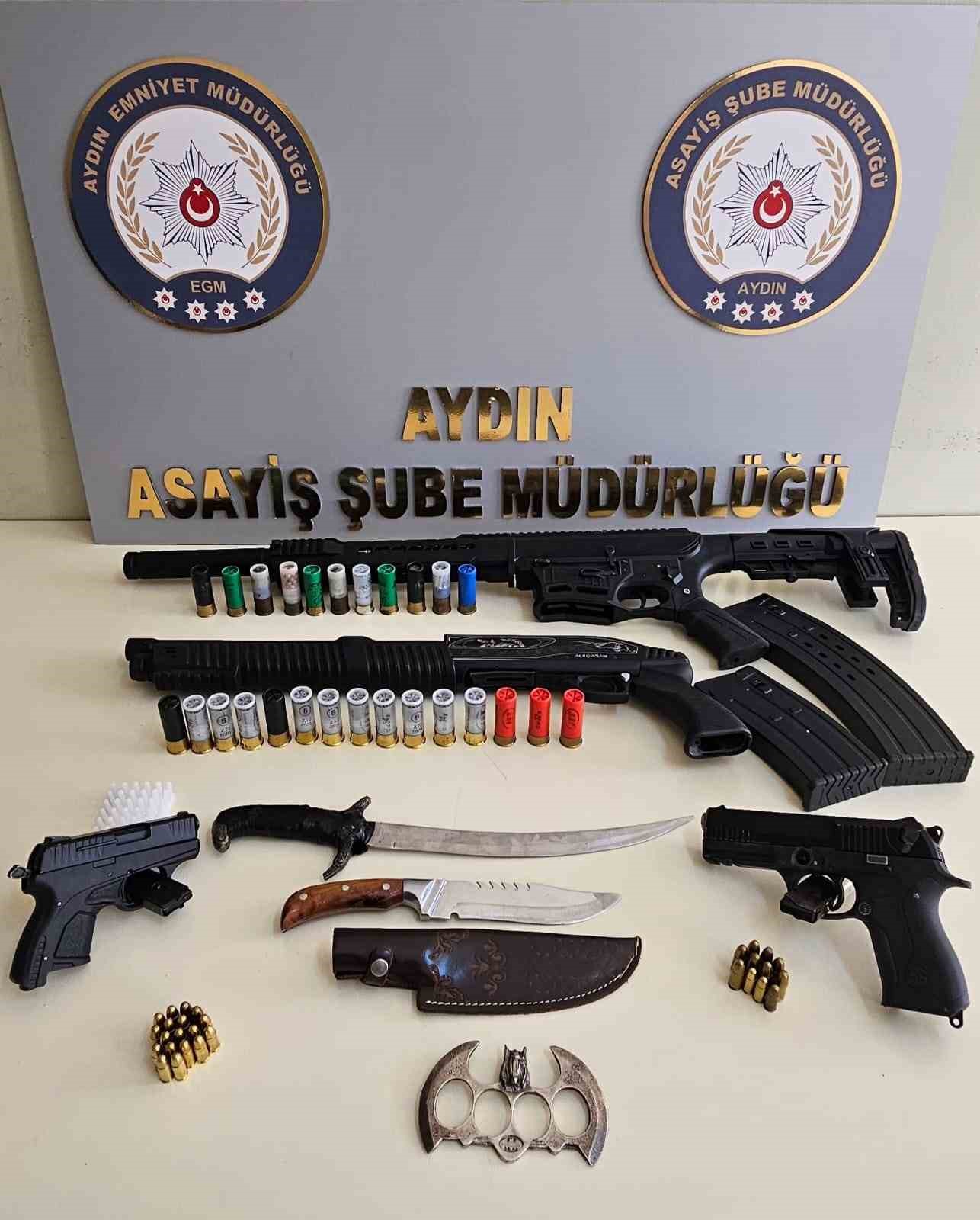 Sosyal medyadan silah paylaşan 6 şüpheli yakalandı
